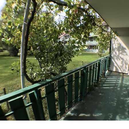 Geneva Bernex - Shared Appartement Roomate Homestay - Tramway 14 Tpg - Viarhona Luaran gambar